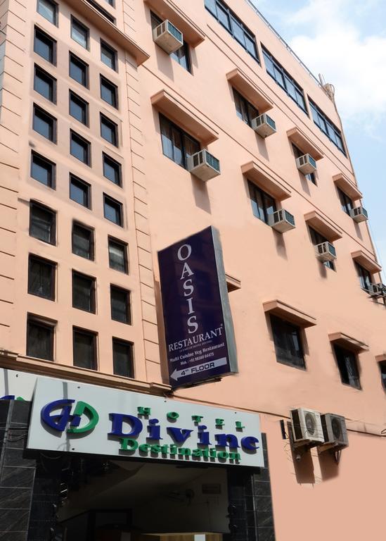 Divine Destination Ξενοδοχείο Βαρανάσι Εξωτερικό φωτογραφία